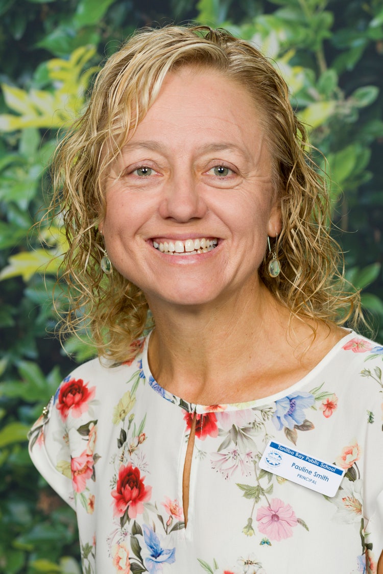 Image of Pauline Smith Principal of Tanilba Bay PS